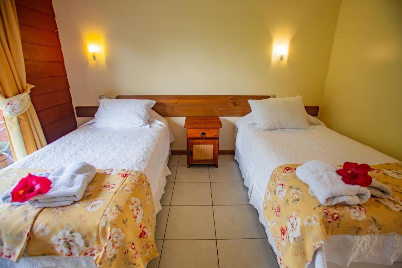 Hostal Uruhao อังกาโรอา ภายนอก รูปภาพ