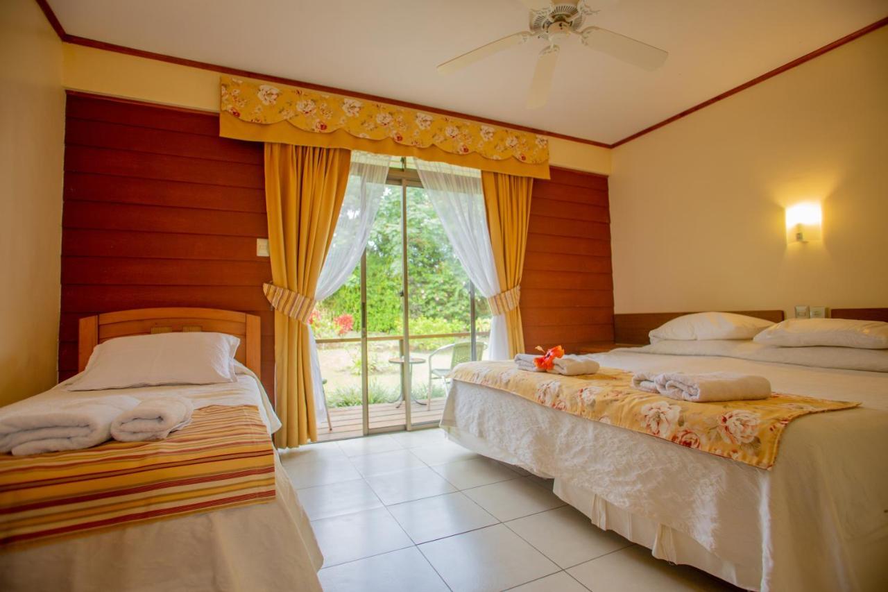Hostal Uruhao อังกาโรอา ภายนอก รูปภาพ