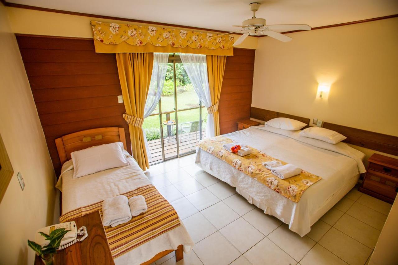 Hostal Uruhao อังกาโรอา ภายนอก รูปภาพ