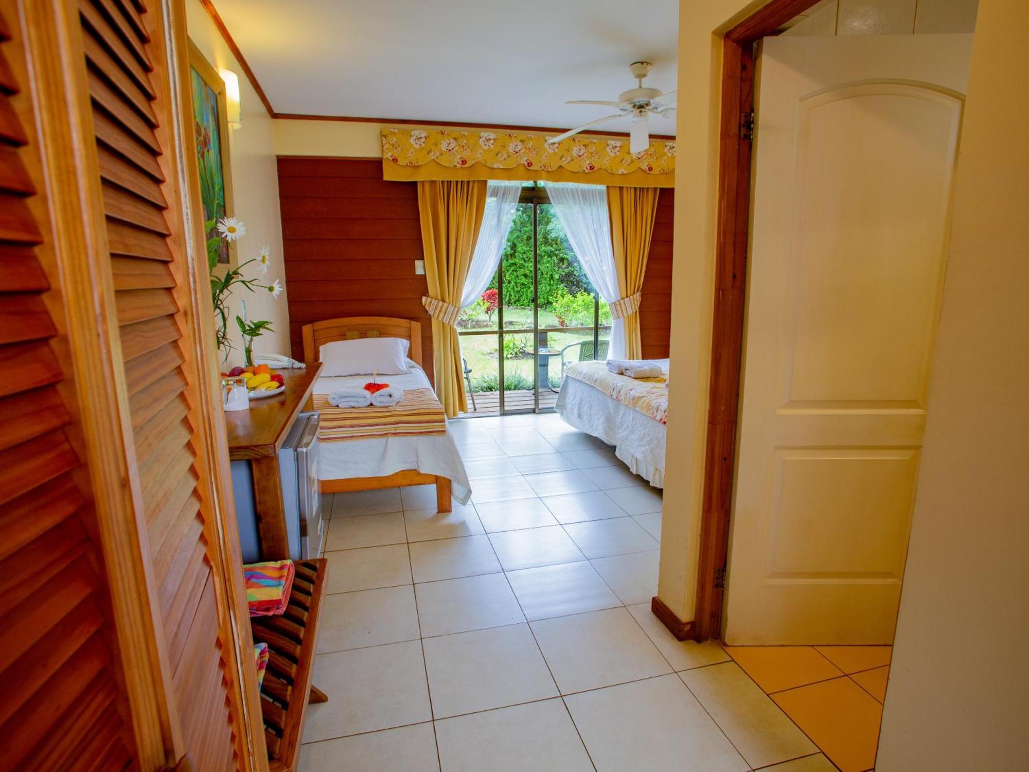 Hostal Uruhao อังกาโรอา ภายนอก รูปภาพ